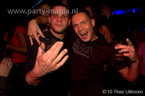 101113_081_los_partymania