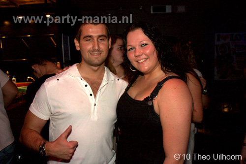 101113_102_los_partymania