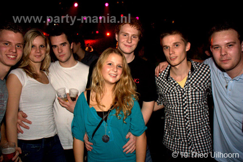 101113_104_los_partymania