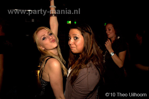 101113_107_los_partymania