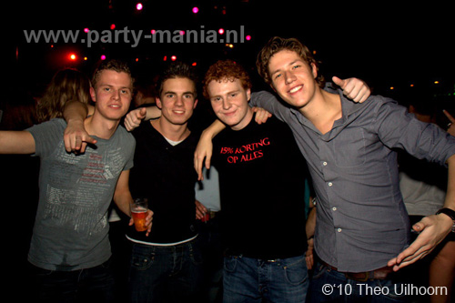 101113_108_los_partymania