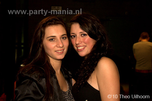 101113_119_los_partymania