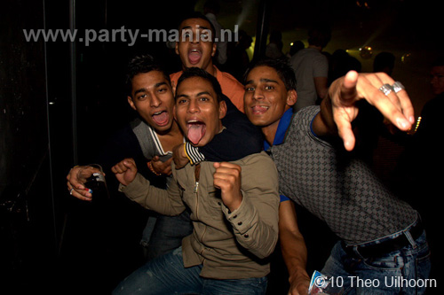 101113_129_los_partymania