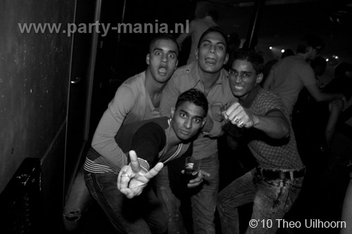 101113_130_los_partymania