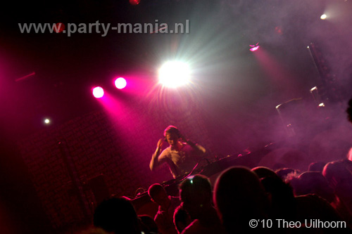 101113_145_los_partymania