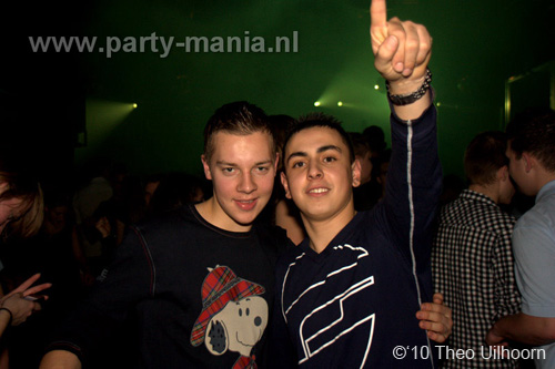 101113_153_los_partymania