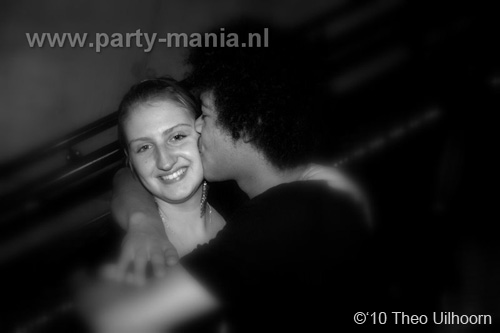 101113_155_los_partymania