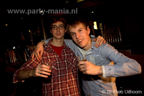 101113_158_los_partymania