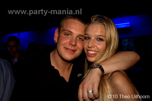 101113_177_los_partymania