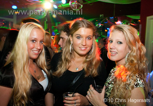 101113_131_maximaal_partymania