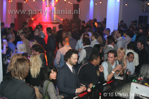 101210_071_binkdrink_partymania