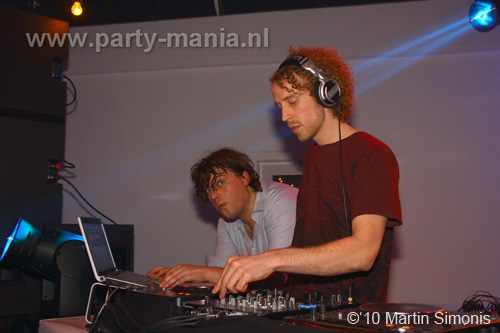 101210_090_binkdrink_partymania