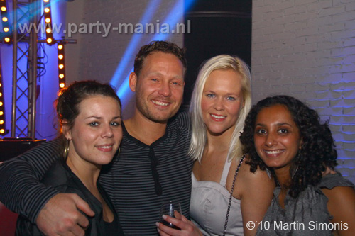 101210_093_binkdrink_partymania