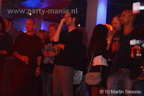 101210_118_binkdrink_partymania