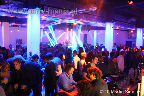 101210_128_binkdrink_partymania