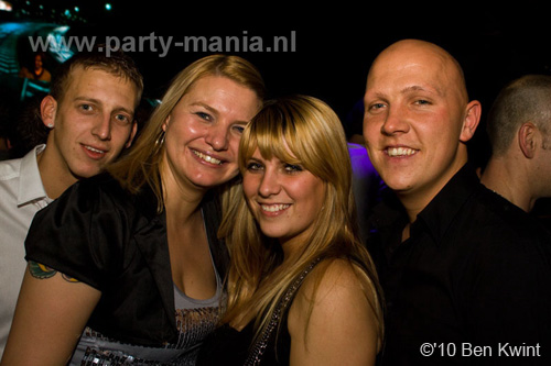 101215_087_housequake_partymania