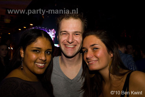 101215_175_housequake_partymania