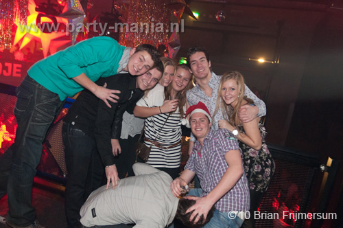 101226_142_franchise_partymania