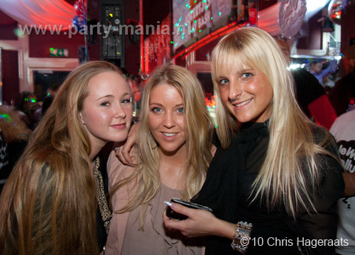 101228_081_jokertjes_bday_base_partymania