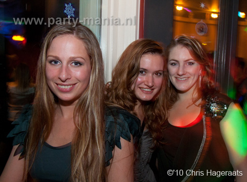 101231_085_le_paris_partymania