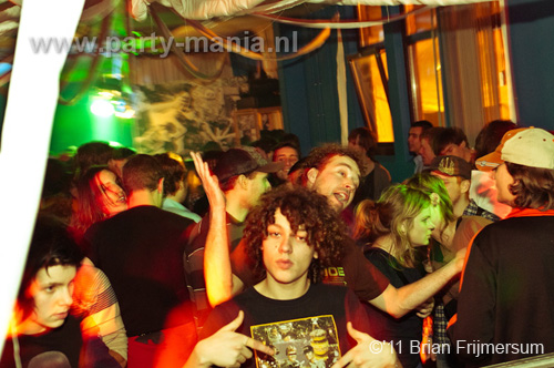 110122_088_goeie_shit_partymania