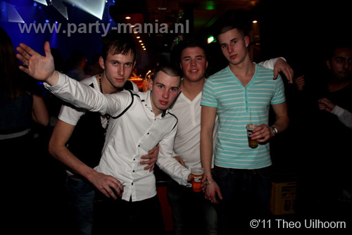 110122_143_i_love_los_partymania