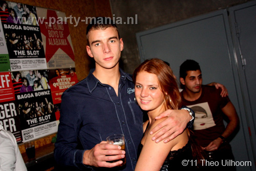 110122_221_i_love_los_partymania