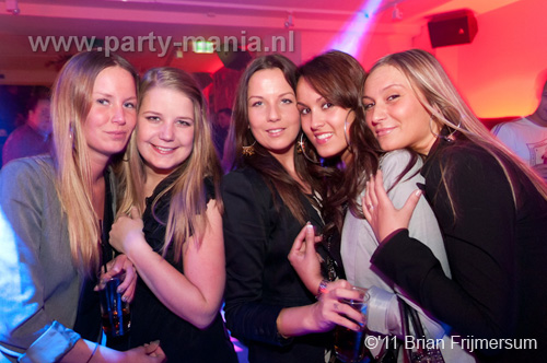 110129_068_secret_saturday_partymania