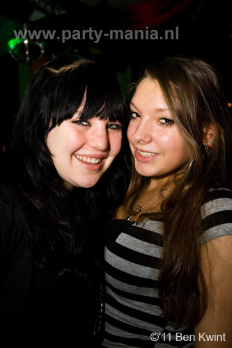 110211_073_maximaal_partymania