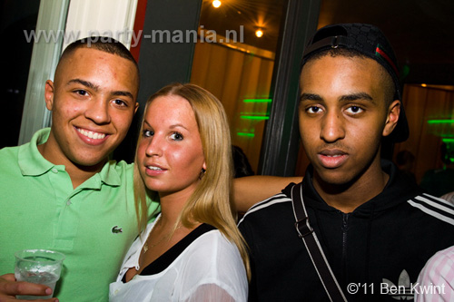 110211_088_maximaal_partymania