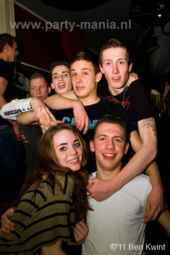 110211_104_maximaal_partymania