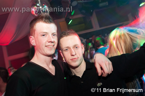 110212_099_dopenez_partymania