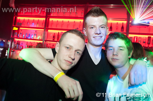 110212_109_dopenez_partymania