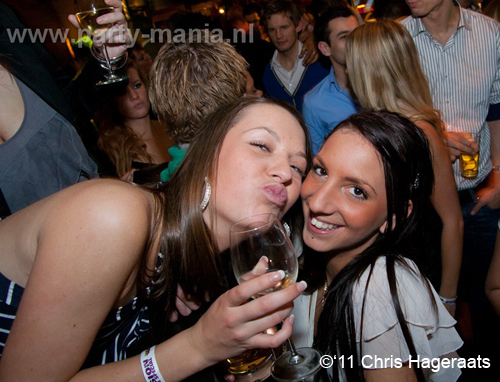 110212_112_mansion_valentijns_special_partymania