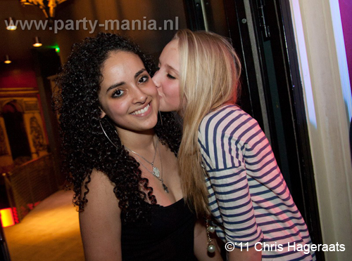 110218_105_maximaal_partymania