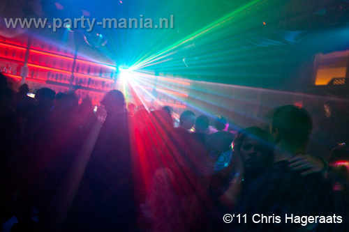 110218_111_maximaal_partymania