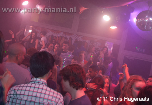 110218_131_maximaal_partymania