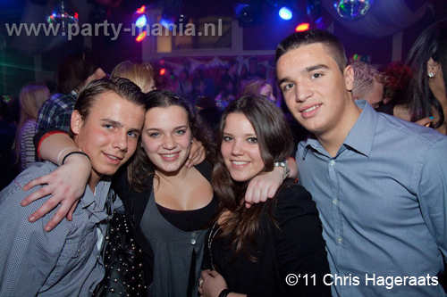 110218_133_maximaal_partymania