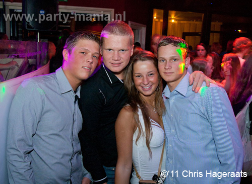 110218_139_maximaal_partymania