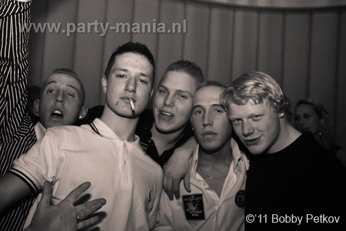 110225_093_maximaal_leparis_partymania