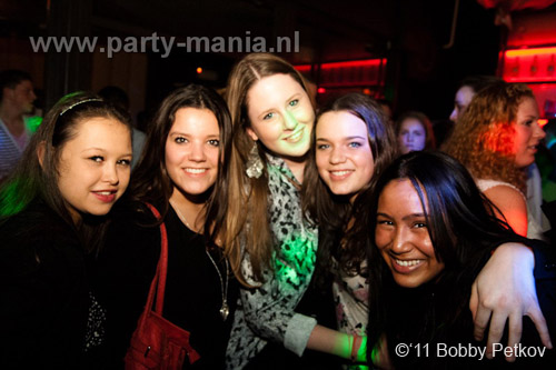 110225_101_maximaal_leparis_partymania