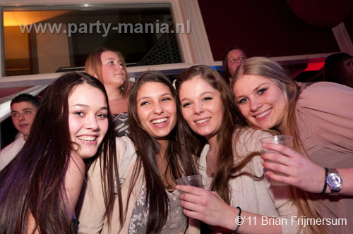 110303_067_punk_leparis_partymania