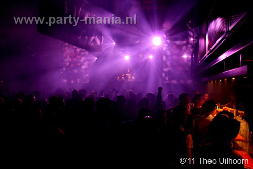 110305_096_ilovelos_paardvantroje_partymania