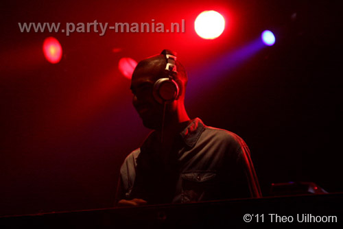 110305_101_ilovelos_paardvantroje_partymania