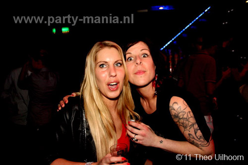 110305_113_ilovelos_paardvantroje_partymania