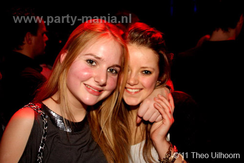 110305_115_ilovelos_paardvantroje_partymania