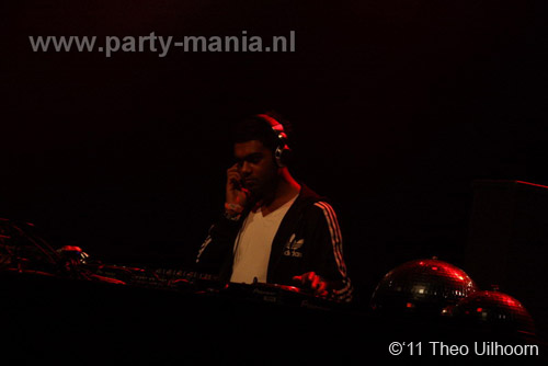 110305_133_ilovelos_paardvantroje_partymania