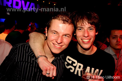 110305_164_ilovelos_paardvantroje_partymania