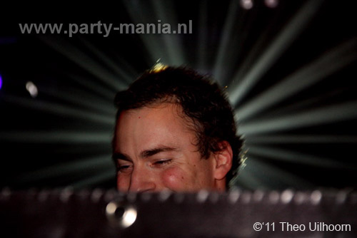 110305_165_ilovelos_paardvantroje_partymania