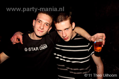 110305_184_ilovelos_paardvantroje_partymania